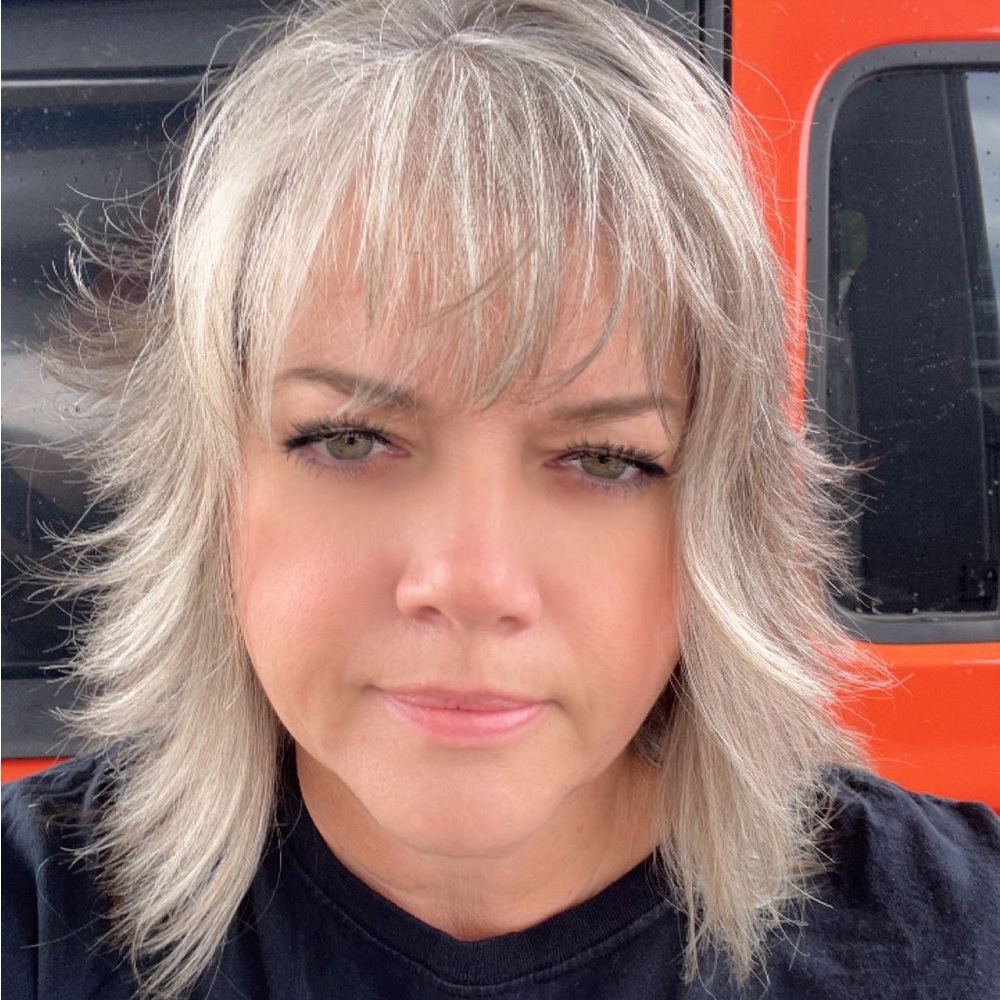 Meet your Posher, Lori